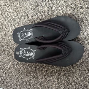 Black Platform Strap Flip Flop Sandals